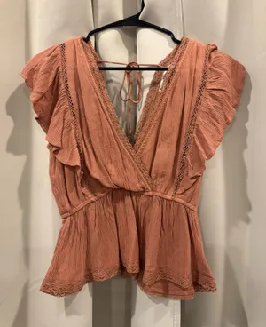 Abercrombie Top thumbnail 1