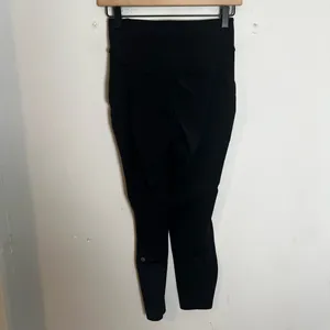LULULEMON- Base Pace High-Rise Tight 25" Leggings Athletic Gym Training Workout thumbnail 5