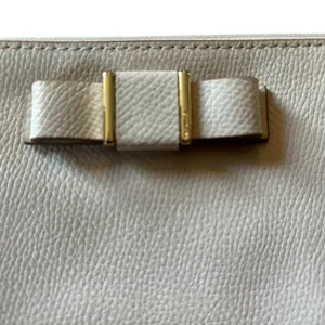 Coach Darcy Bow Cream Cross Grain Leather Small Wristlet Top Zipper thumbnail 4
