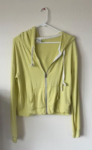 Abercrombie Fitch women’s pre loved sweater M thumbnail 1