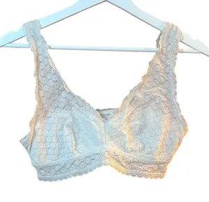 Aerie Size Medium White Lace Bralette thumbnail 1