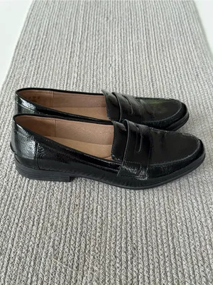 Life Stride Black Patent Penny Loafers Size 10 thumbnail 5