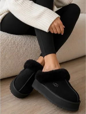 UGG Disquette Slipper in Black Size US 9 thumbnail 1