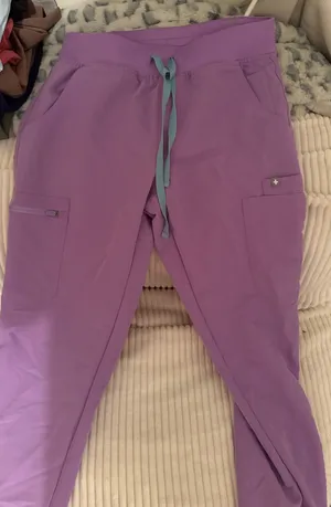 FIGS Yola Scrub Pants High-Waisted thumbnail 1