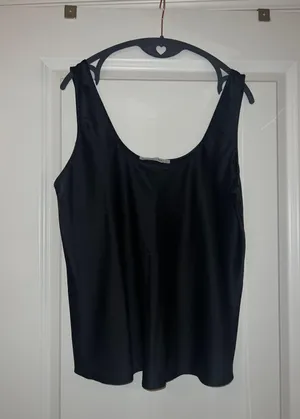 Abercrombie Tank Top thumbnail 1