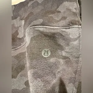 Lululemon - Loungeful Hoodie in Deep Coal Camo - Great Condition! thumbnail 5
