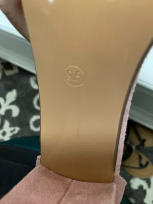 Pink heels Size 9.5 thumbnail 3