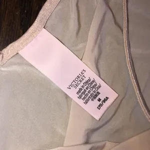 Victoria’s Secret silk lingerie slip size medium thumbnail 3