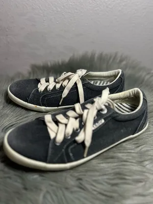 Taos Moc Star Sneakers Graphite Dark Gray Distressed Canvas Size 7W thumbnail 5