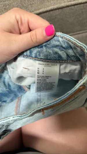 American Eagle Shorts Distressed thumbnail 4