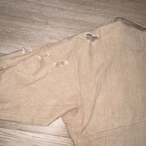 Le Lis Boutique Tan Cropped Jacket Size Small thumbnail 13