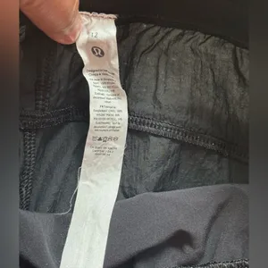 Lululemon Athletica Licence Black Women’s Mi-Rise Drawstring Joggers Size 12 thumbnail 10
