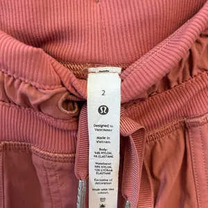 Lululemon Dance Studio Mid-Rise Jogger Brier Rose size 2 25” thumbnail 3