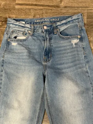 American Eagle Distressed Ripped Jeans Light Wash Size 2 Long thumbnail 4