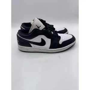 Nike Air Jordan 1 Low‎ Black White Panda Sneakers Women's 9.5 EU 41 DC0774-101 thumbnail 2