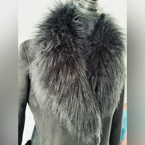 Nice stylish GUESS coat 🖤🖤🖤 thumbnail 4