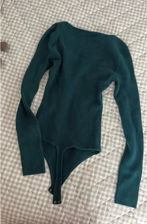 Abercrombie Long Sleeve Bodysuit thumbnail 3