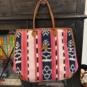 Tapestry Tote Bag Pink thumbnail 1