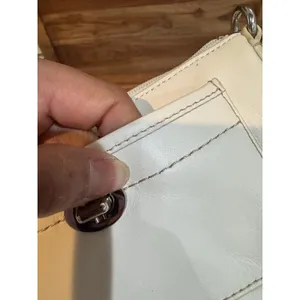 Coach mini zipper wristlet cream leather turnlock front pocket Y2K classic chic thumbnail 10