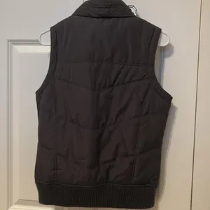 Black vest Size M thumbnail 3