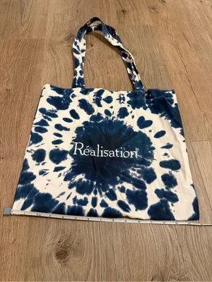 NWOT Réalisation Par Blue & White Tie Dye Canvas Tote Bag thumbnail 3
