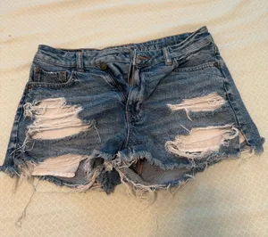 American Eagle Strigid Denim Mom Short Medium Tinted Indigo Distressed thumbnail 1