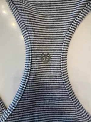Lululemon Tank thumbnail 4