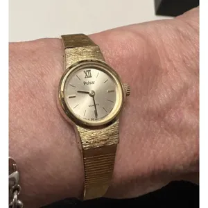 Vintage Gold Tone Ladies Pulsar Round Dainty Thin Watch Minimalist Elegant Chic thumbnail 2