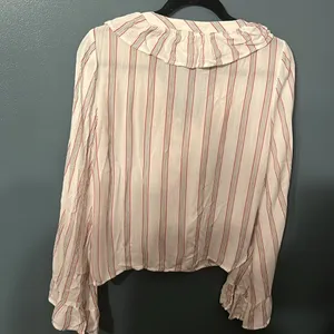 American Eagle Ruffle Blouse thumbnail 6