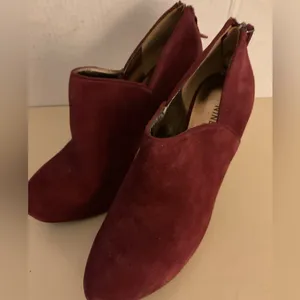 Nine West Women's Suede burgundy platform Heels vintage boots size 8 thumbnail 9
