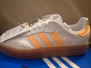 Adidas Sambae J’s White w/ Orange Size 7Women thumbnail 2