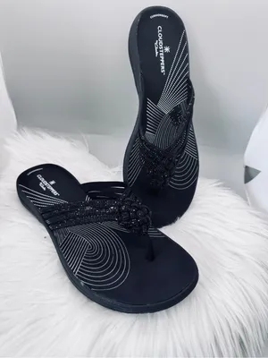 Clarks Breeze Gem Black Flip Flop Slides Size 9 Sparkly Studs vacation glitter thumbnail 2