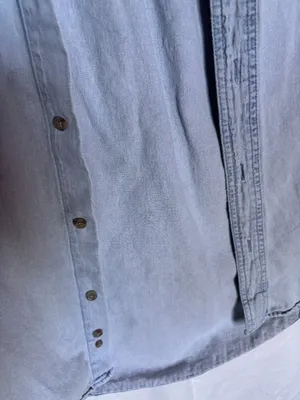 Wrangler Rugged Wear Light Wash Denim Button-Up Shirt – Size M/M thumbnail 4