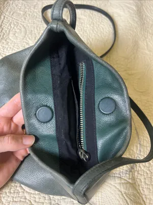 BAGGU Green Leather Crossbody Sling thumbnail 5