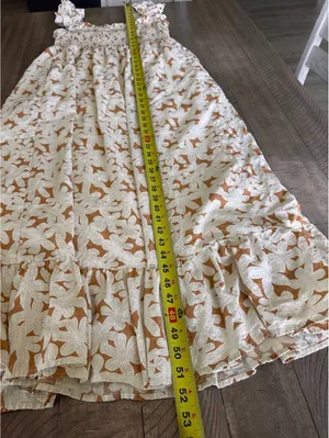 Doe and Rae Rust Floral Print Smocked Ruffle Sleeve Maci Dress Women’s Large thumbnail 10