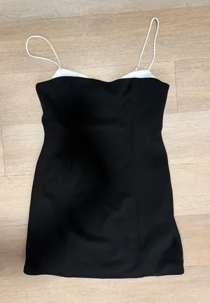 Pull and bear mini dress thumbnail 1