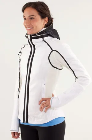 Lululemon Run Bundle Up Jacket thumbnail 1