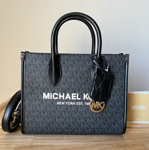 Michael Kors Purse thumbnail 1