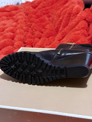 Michael Kors Ankle Leather Boots thumbnail 4