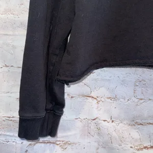 Topshop Sweater Womens 8 10 Black Crewneck Pullover Cropped Sweatshirt Athletic thumbnail 2