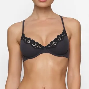 NWT Skims Fits Everybody Lace Unlined Scoop Bra thumbnail 1