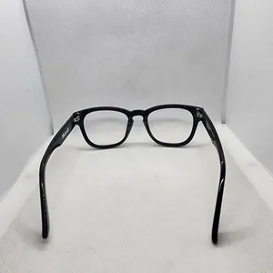 Madewell Black Glasses - Stylish and Sleek Eyewear thumbnail 5