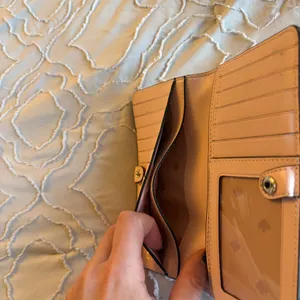Kate Spade Schuyler Slim Bifold Wallet thumbnail 4