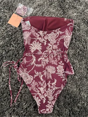 🌺Nwt Shade & Shore Burgundy Paisley Swimsuit Size Small🌺 thumbnail 5