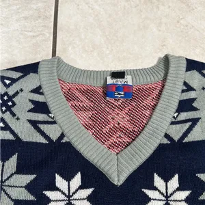NFL V-Neck New England patriots fair isle sweater Sweater Blue and Gray small thumbnail 11