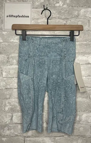 Lululemon Fast and Free High Rise Short 10" Tie Dye NWT Size 2 (ITYB) LW7BKCS thumbnail 1