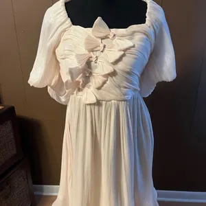 entro champagne‎ party dress. Size M thumbnail 2