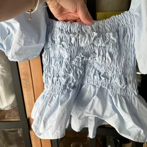 ASTR The Label Savina Square Neck Bubble Sleeves Smocked Blouse Top puff light thumbnail 3