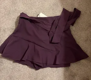 NWT Zara Skirt thumbnail 1