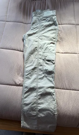 Hollister Cargo Pants thumbnail 1